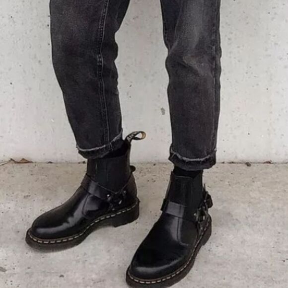 BRANDNEW.DR MARTENS WOMEN'S WINCOX CHELSEA BOOTS(UNISEX) - Picture 1 of 16